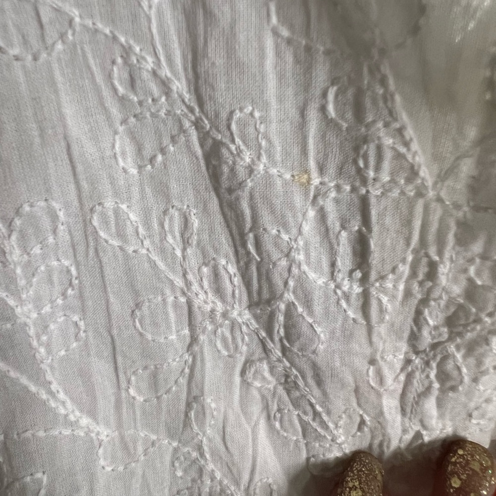 CHICOS White embroidered long sleeve shirt - Picture 4 of 4